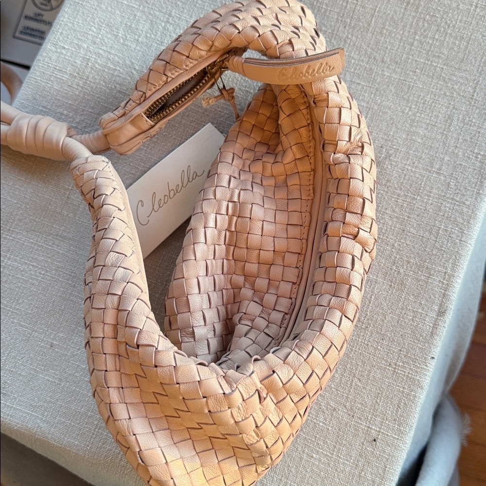 NWT Cleobella Woven 100% Leather Handbag Clutch Hobo Slouchy in Blush - Picture 4 of 9